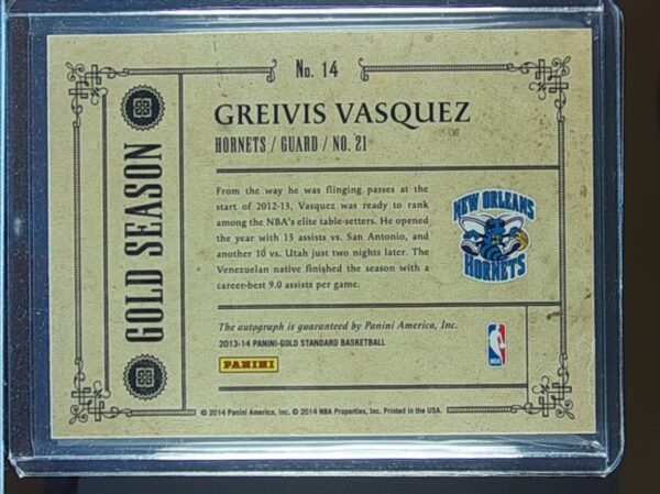 2013-14 Gold Standard greivis vasquez Auto /299 #14 Hornets Gold Season Autogra - Image 3