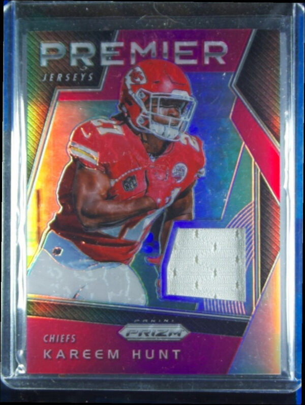 2017 Panini Prizm Kareem Hunt MEM #21 Chiefs Prizm Premier Jerseys Pink