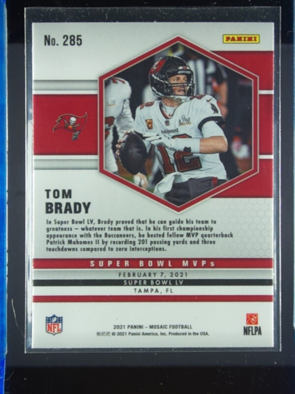 2021 Panini Mosaic Tom Brady #285 Buccaneers - Image 3