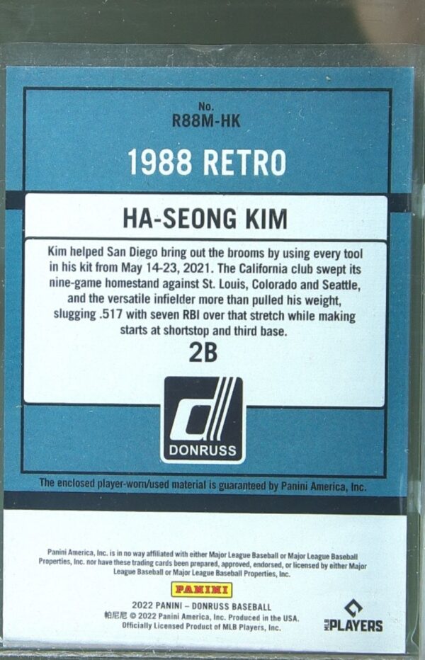 2022 Donruss Ha-Seong Kim JSY #R88M-HK Padres Retro 1988 Materials - Image 3