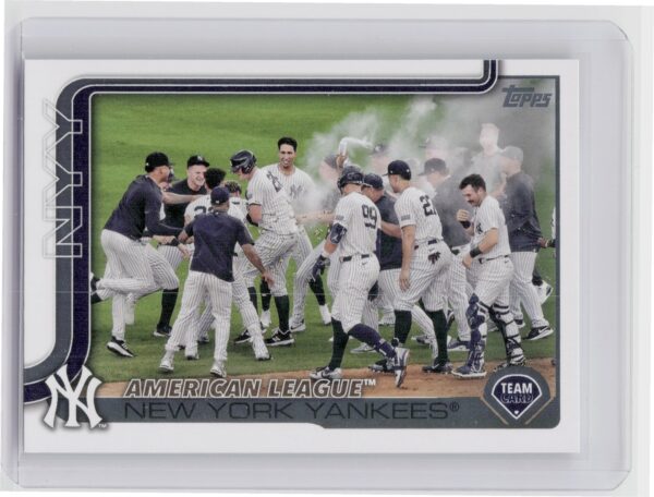 2025 Topps New York Yankees #123 Yankees