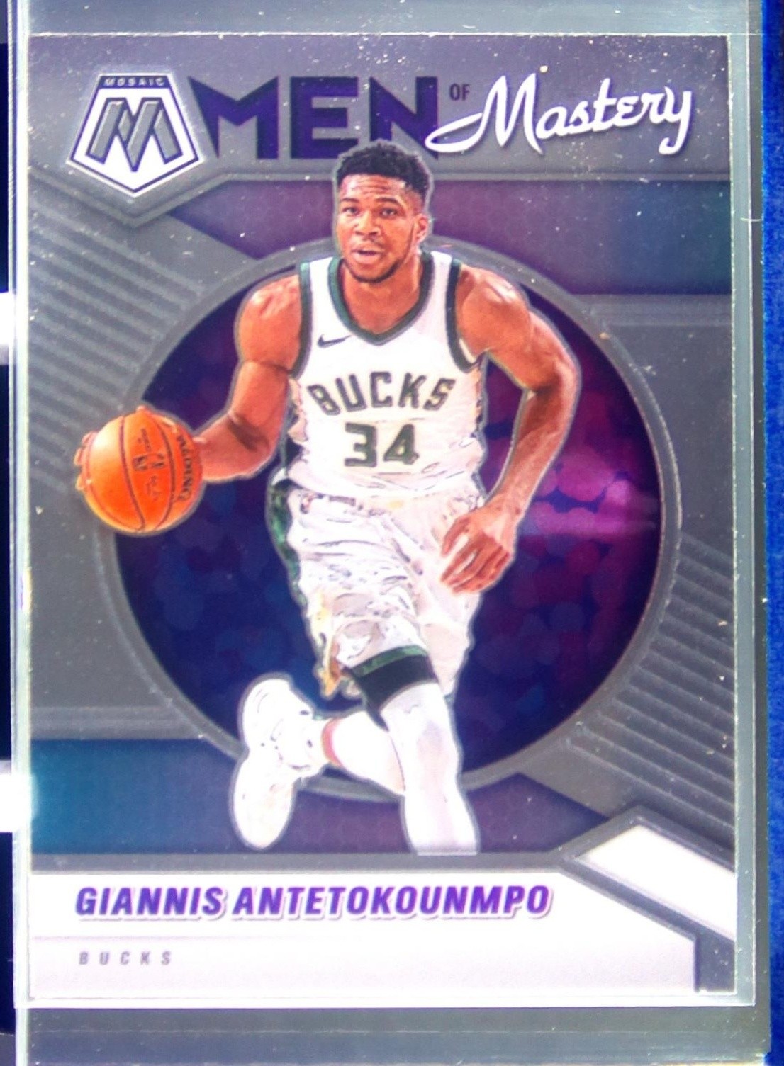 2020-21 Mosaic Giannis Antetokounmpo #19 Bucks Men of Mastery