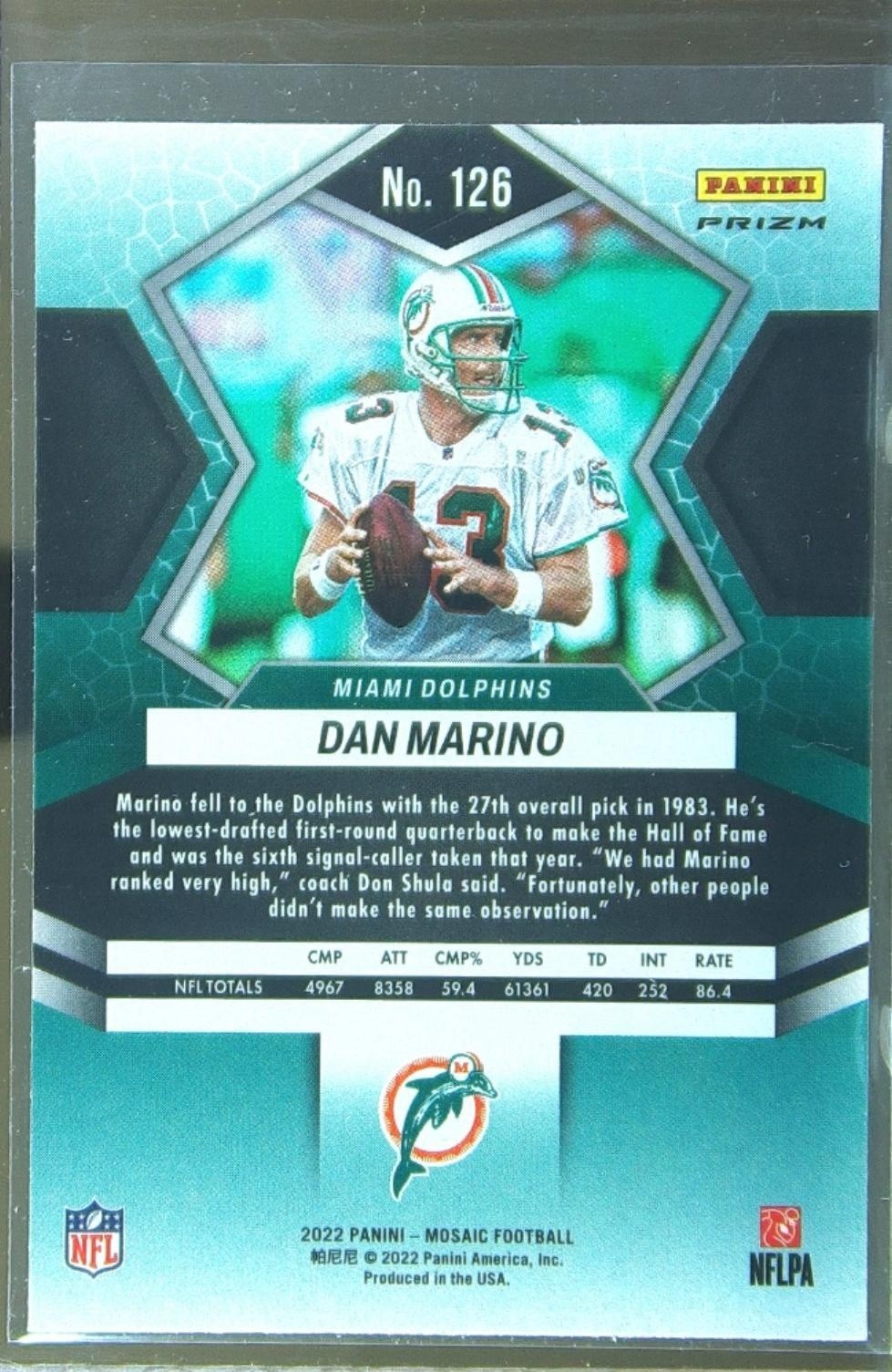 2022 Mosaic Dan Marino Mosaic Red #126 Dolphins - Image 3