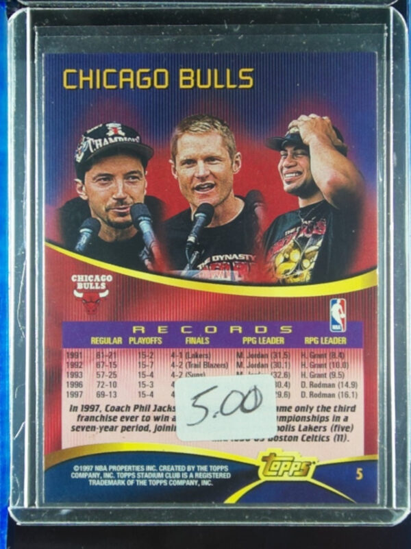 1997-98 Stadium Club Team of the 90s #5 Bulls - Image 3