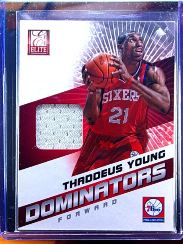 2012-13 Panini Elite Thaddeus Young MEM #18 76ers Dominators Materials