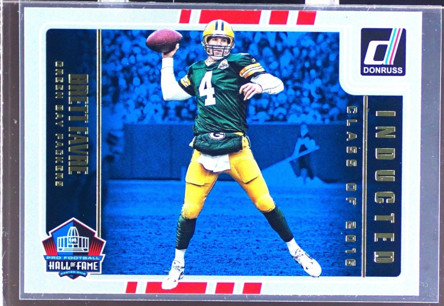 2016 Donruss Brett Favre #1 Packers Inducted Class of 2016