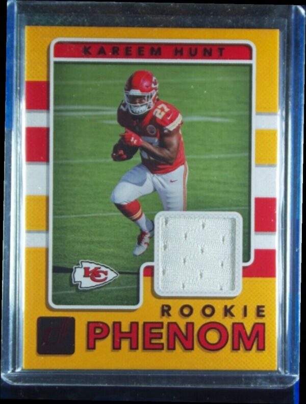 2017 Donruss Kareem Hunt MEM #23 Chiefs Rookie Threads