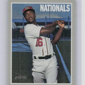 2019 Topps Heritage Victor Robles SP VAR #701 Nationals