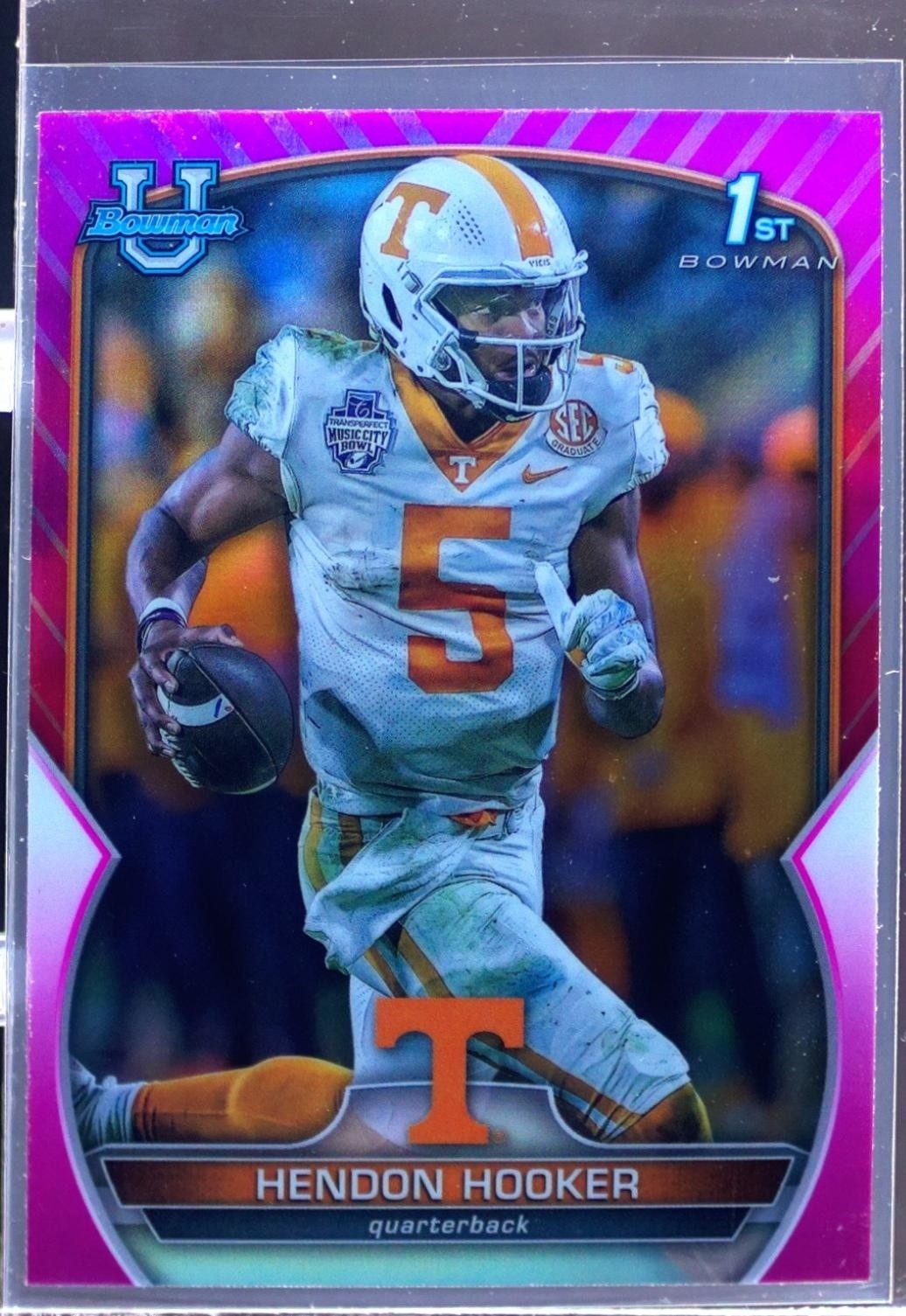 2022 Bowman University Chrome Hendon Hooker Pink Refractor #21 Volunteers