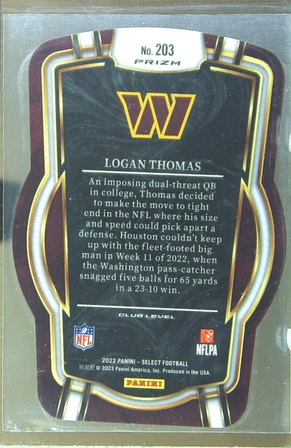 2022 Select Logan Thomas Black and Red Prizm Die Cut #203 Commanders - Image 3