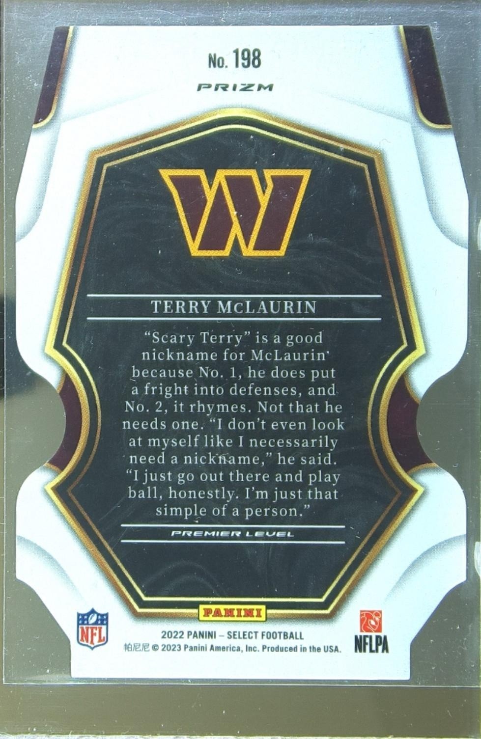 2022 Select Terry McLaurin Black and Red Prizm Die Cut #198 Commanders - Image 3