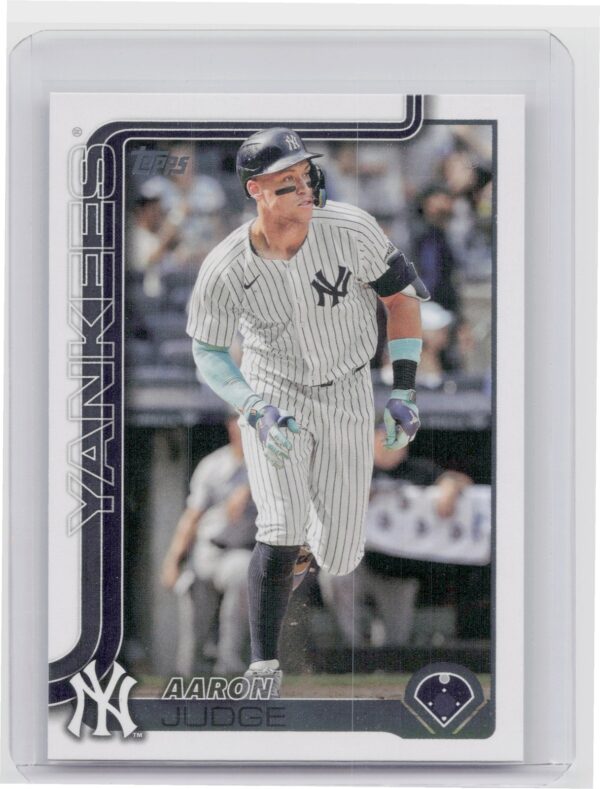 2025 Topps Aaron Judge #300 Yankees