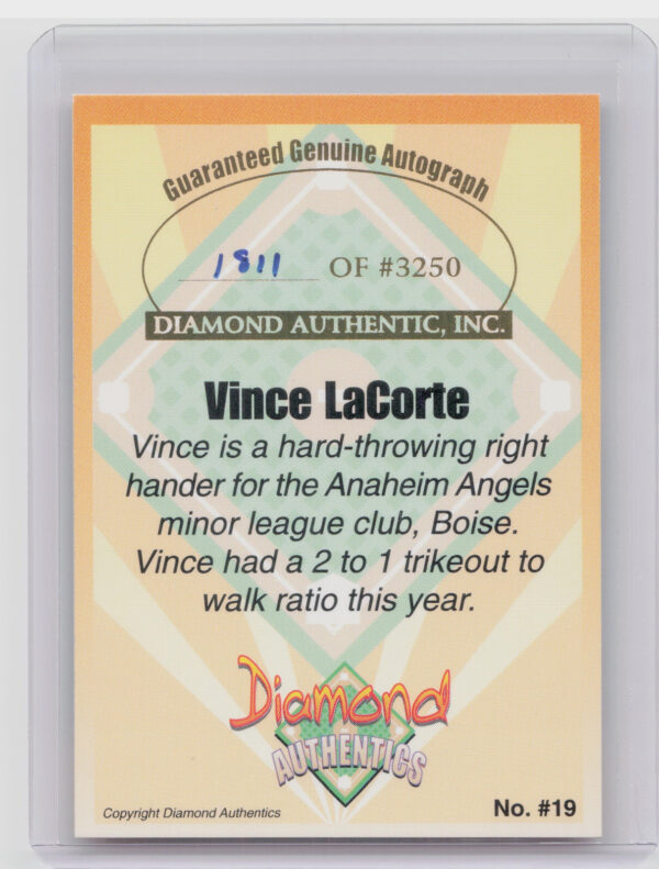 2000 Diamond Authentics Autographs Vince LaCorte AU SN3250 #19 Hawks - Image 3