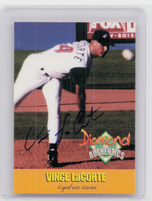2000 Diamond Authentics Autographs Vince LaCorte AU SN3250 #19 Hawks