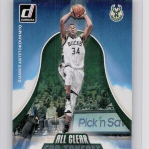 2017-18 Donruss Giannis Antetokounmpo #4 Bucks All Clear for Takeoff