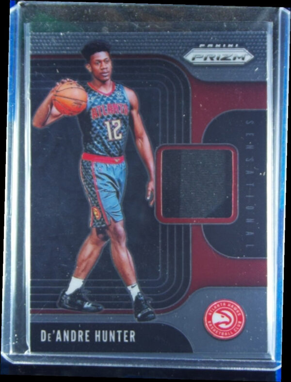 2019-20 Panini Prizm De'andre Hunter MEM #SS-DAH Hawks Sensational Swatches