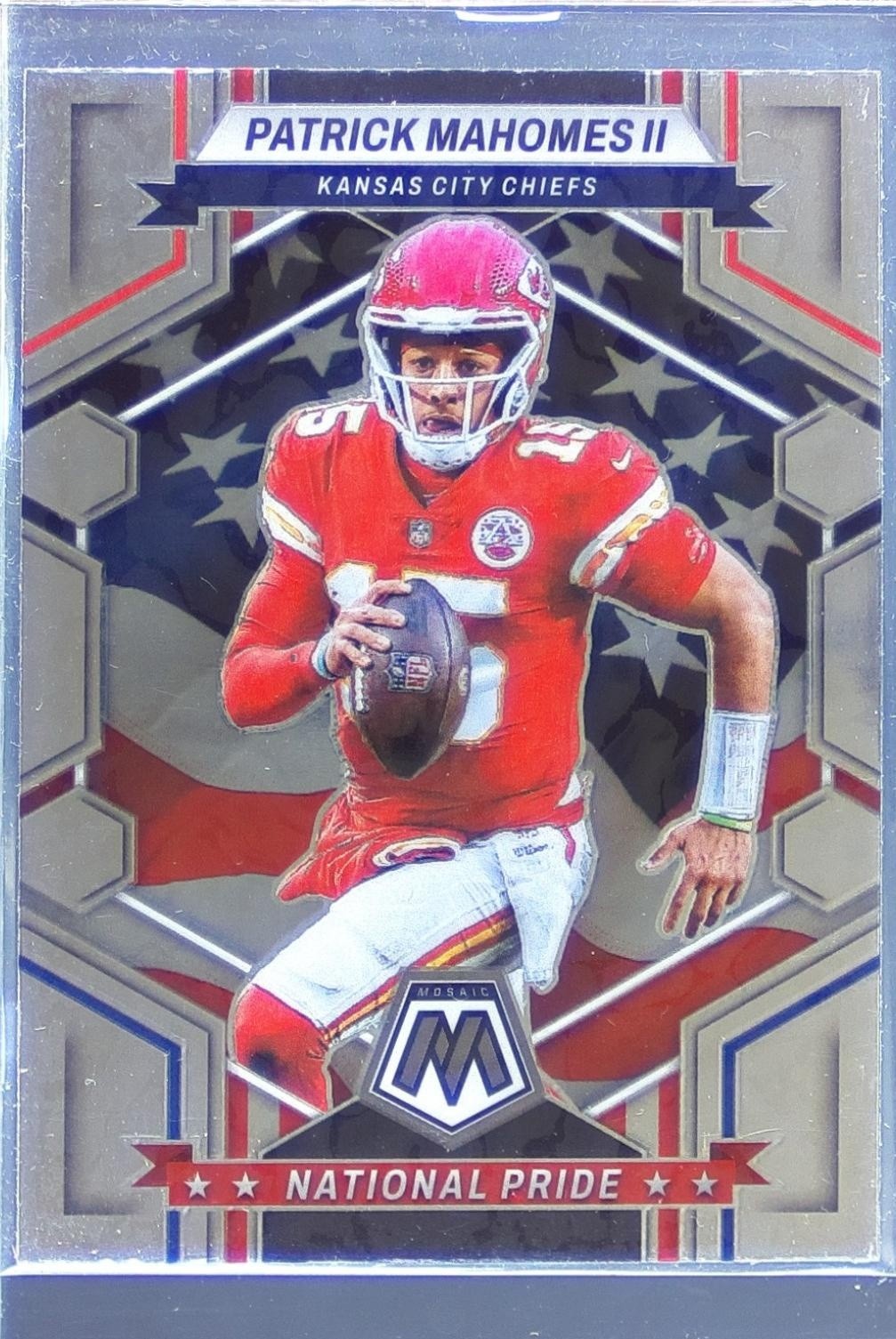 2023 Mosaic Patrick Mahomes II National Pride #251 Chiefs