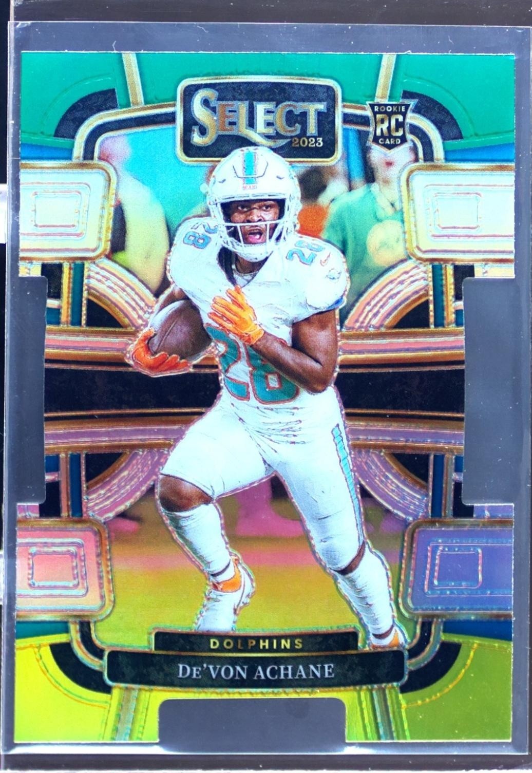 2023 Select De'Von Achane Green and Yellow Prizms Die Cuts RC #63 Dolphins