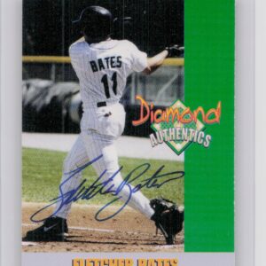 2000 Diamond Authentics Autographs Fletcher Bates AU SN3250 #1 Dogs