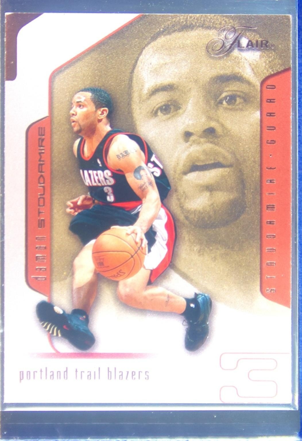 2001-02 Flair Damon Stoudamire #11 Blazers