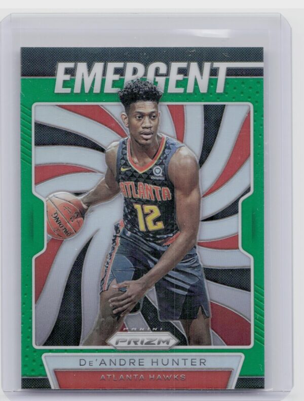 2019-20 Panini Prizm De'andre Hunter #9 Hawks Emergent Green