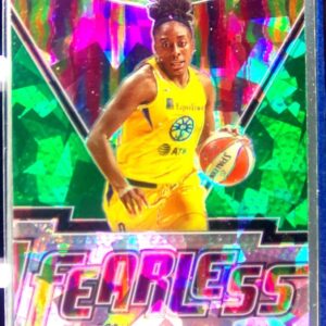 2021-22 Panini Prizm WNBA Nneka Ogwumike #1 Sparks Fearless Prizms Green Ice