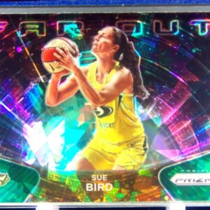 2021-22 Panini Prizm WNBA Sue Bird #8 Storm Far Out Prizms Green Ice
