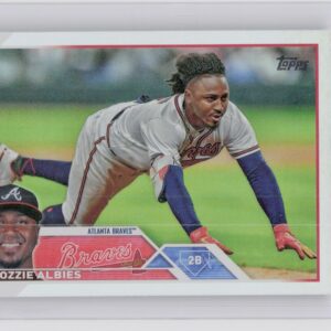 2023 Topps Ozzie Albies Rainbow Foil #81 Braves