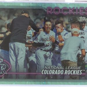 2024 Topps Colorado Rockies Aqua Crackle Foil /399 #526 Rockies