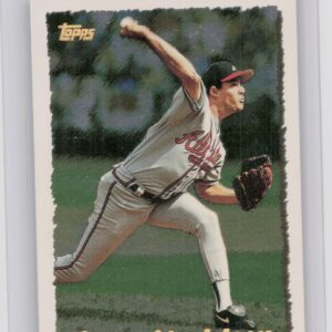 1995 Topps Greg Maddux #158 Braves CyberStats (Spectralight)