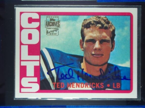 2001 Topps Archives Ted Hendricks AU #AA-TH Colts Rookie Reprint Autographs