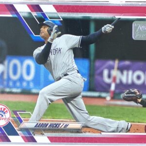 2021 Topps Update Aaron Hicks Mother's Day Hot Pink /50 #US329 Yankees