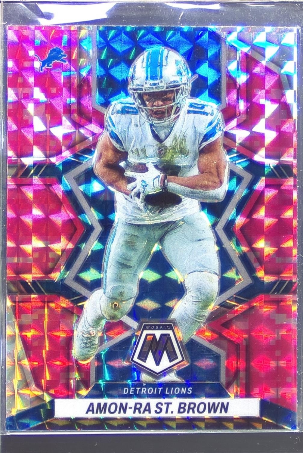 2022 Mosaic Amon-Ra St. Brown Mosaic Camo Pink #67 Lions
