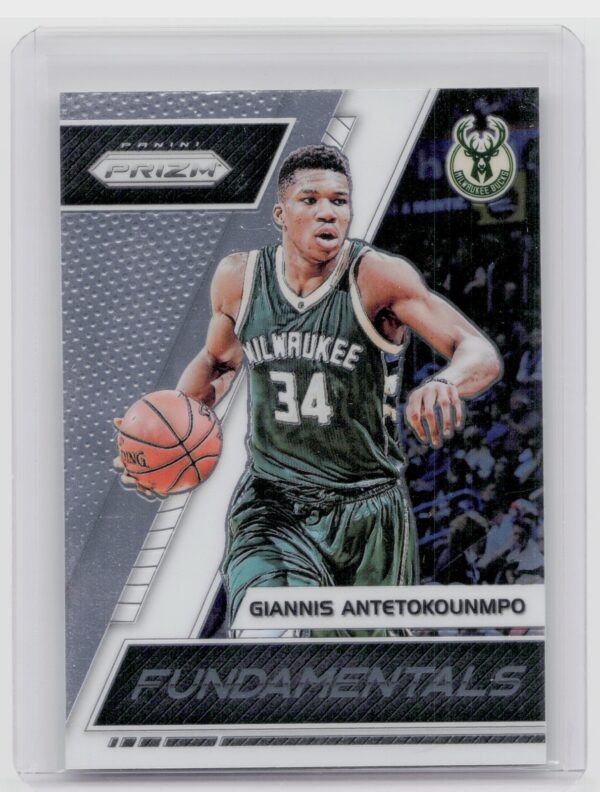 2017-18 Panini Prizm Giannis Antetokounmpo Fundamentals #32 Bucks