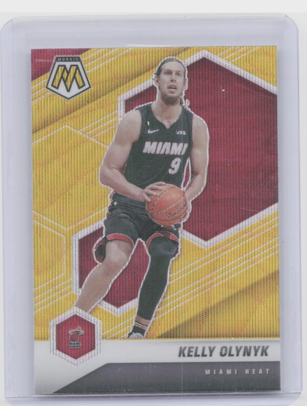 2020-21 Panini Mosaic Kelly Olynyk Mosaic Gold Wave #193 Heat