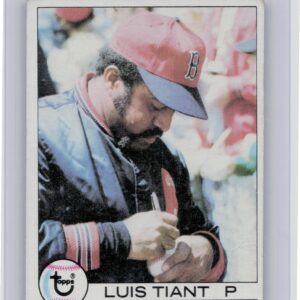 1979 Topps Luis Tiant #575 Sox