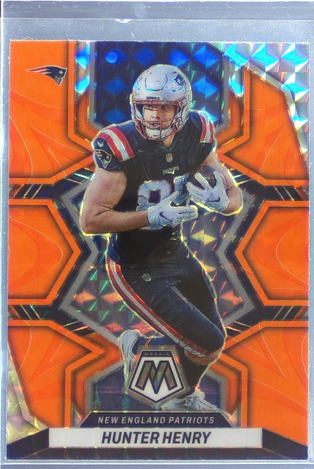 2022 Mosaic Hunter Henry Mosaic Reactive Orange #136 Patriots